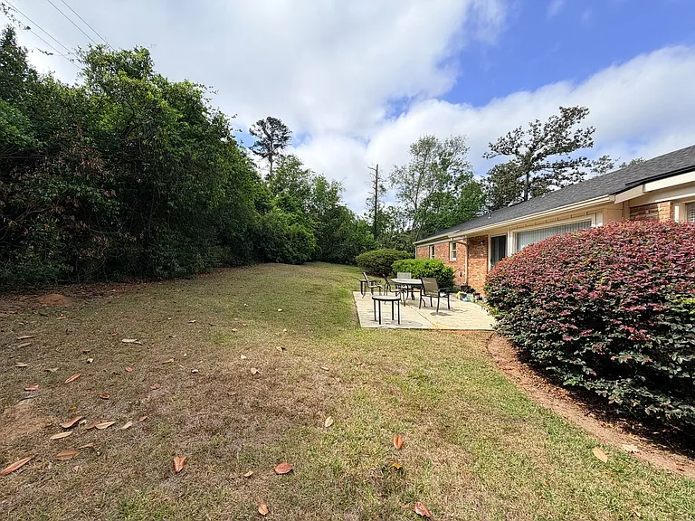 2311 Pinecliff Dr — Photo 17