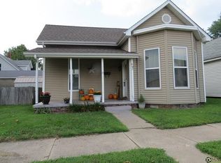 407 E 3rd St, Seymour, IN 47274