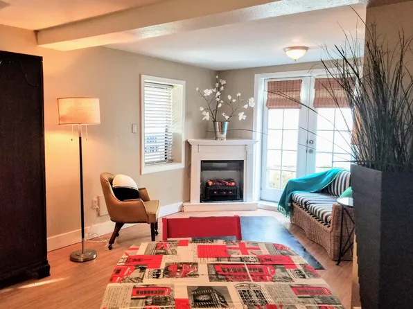 905 22nd Ave #B, Seattle, WA 98122