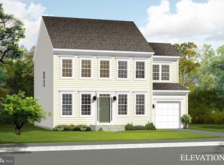 147 Heritage Dr, Hanover, PA 17331