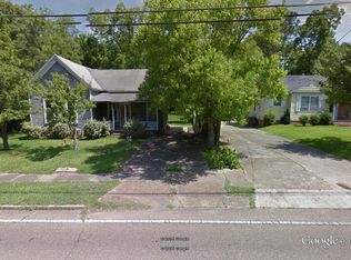 575 E Westbrook St, West Point, MS 39773