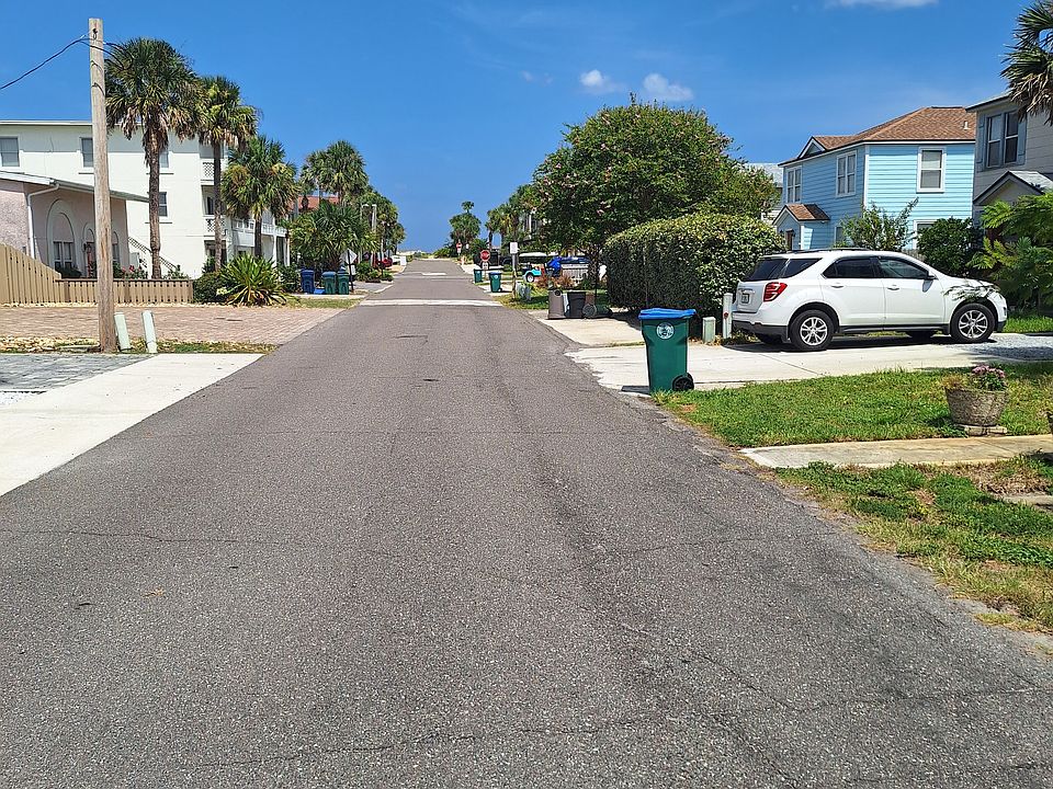 Cherry St beach access