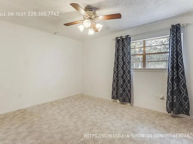 9708 Forts Lake Rd — Photo 16
