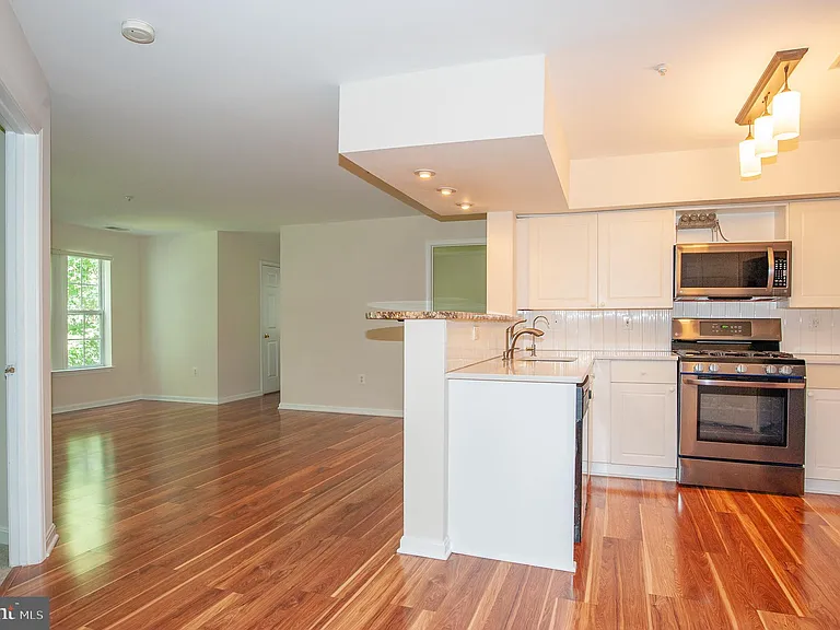 5958 Founders Hill Dr #101B — Photo 2
