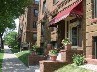 36 Spruce Pl APT 300, Minneapolis, MN 55403
