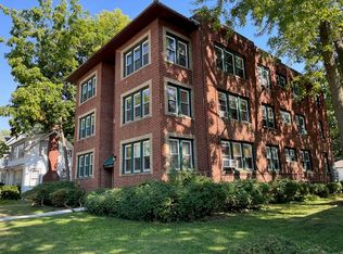 407 W Green St, Urbana, IL