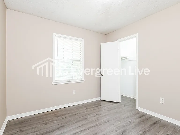 2839 Teasley Dr — Photo 14