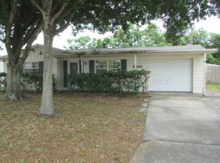 4008 Beacon Square Dr, Holiday, FL 34691