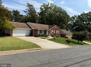 7402 Lois Ln, Lanham, MD 20706