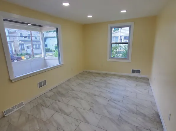 154 Ball St, Pt Jervis, NY 12771