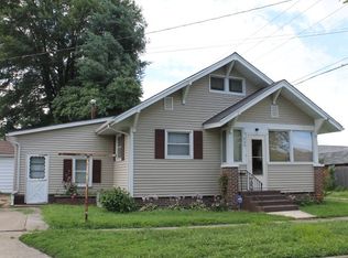 208 E Tyler St, Herrin, IL 62948