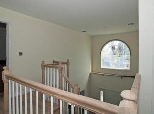 45 Highland Ave, Gillette, NJ 07933