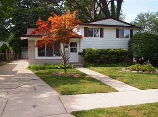 750 S Bywood Ave, Clawson, MI