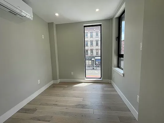 Rented by Brookhaus Capital Inc | media 14