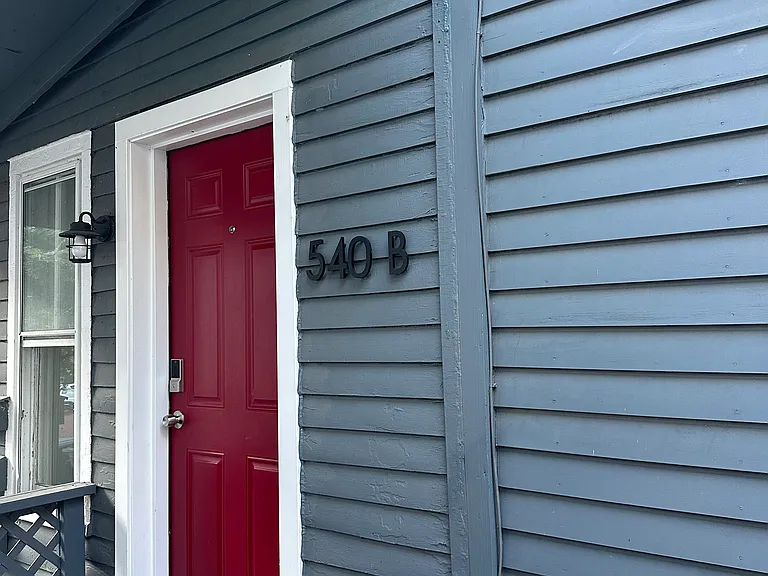 540 N State St #B — Photo 19