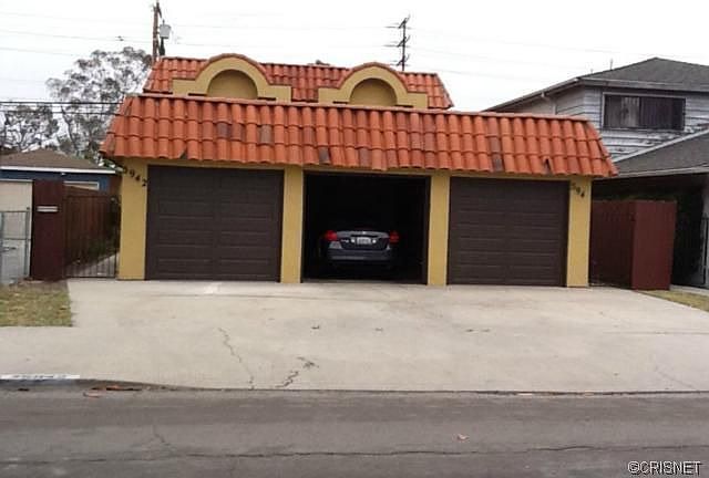 1st image of 5942 Gardenia Ave