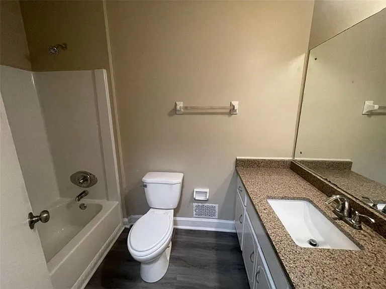 55 Huntridge Dr — Photo 24