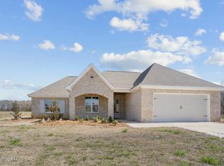 235 Lizzy Ln, Brandon, MS 39047