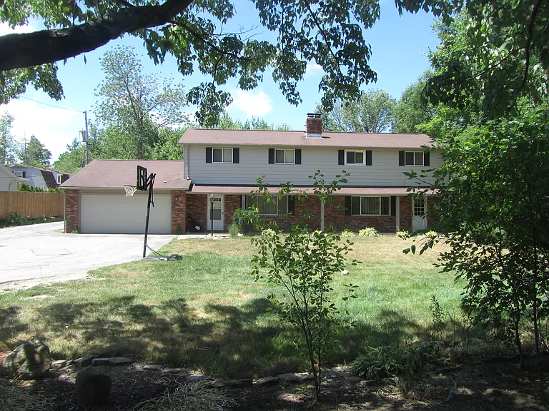 9400 Chillicothe Rd #N — Photo 1