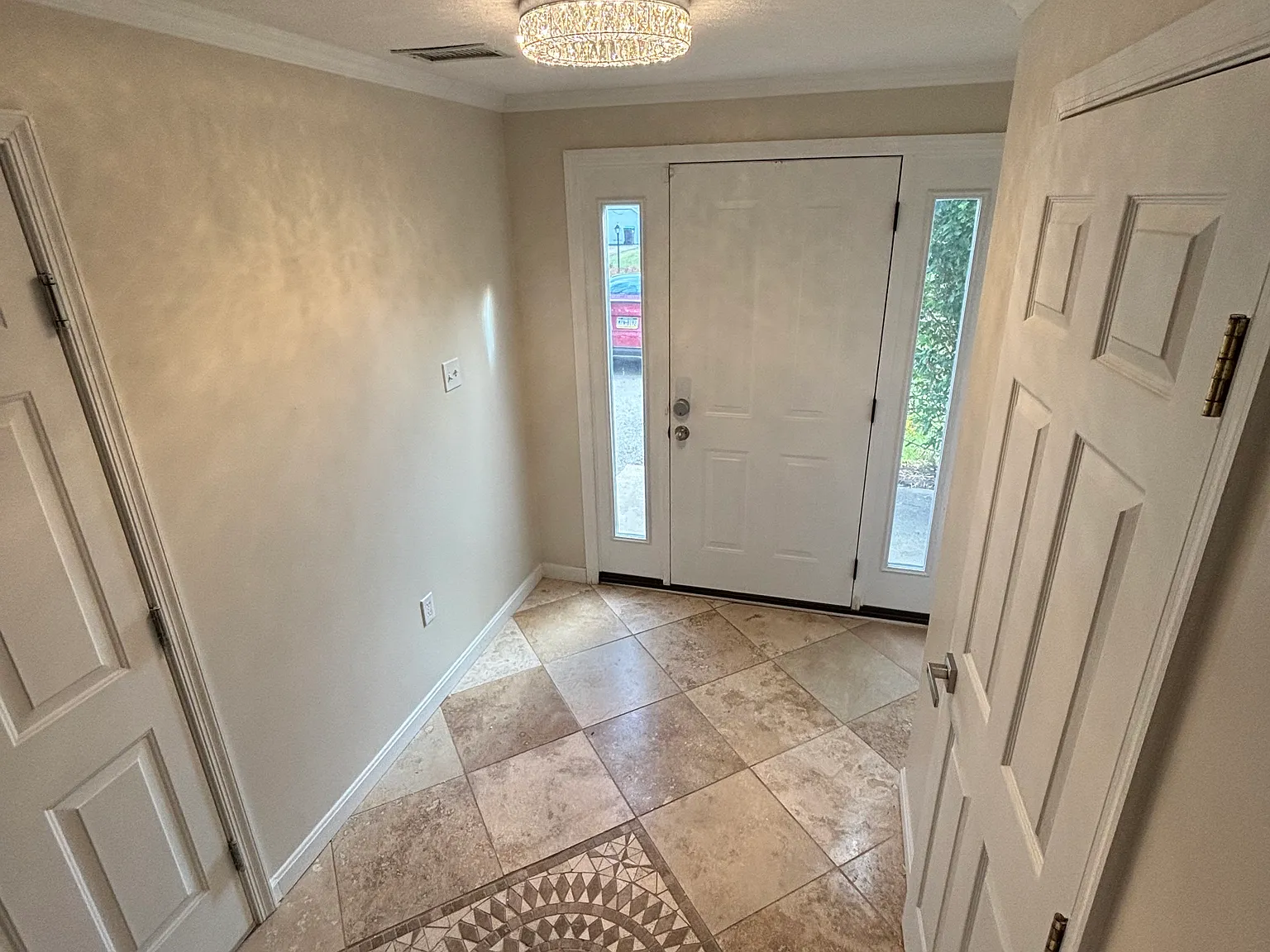3 bed, 2.5 bath, 1376 sqft, $2,700 — Photo 4