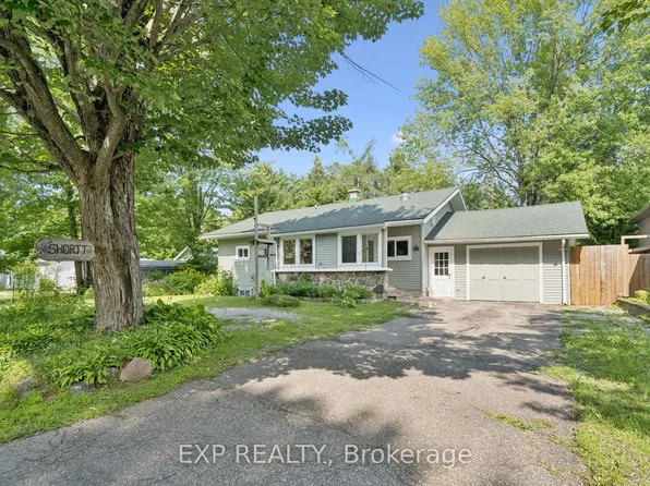 23 Ewing St, Bracebridge, ON P1L 1C7