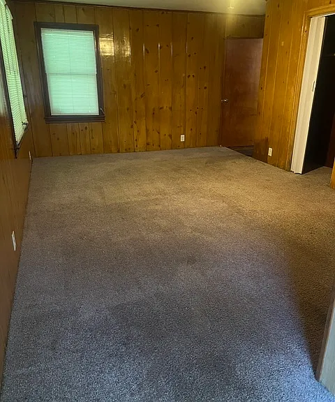 1910 Oaklawn Dr — Photo 21