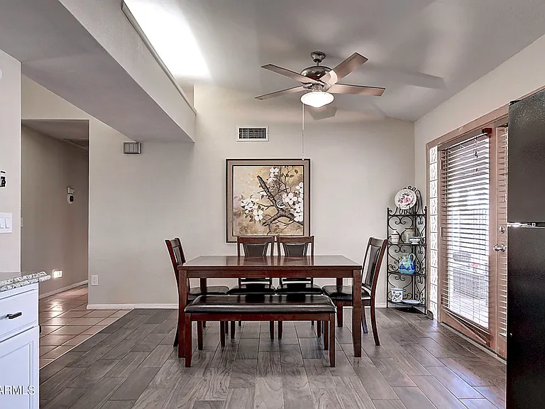 6914 E Beverly Ln — Photo 9