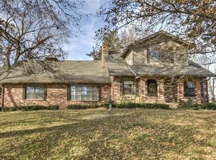 173 E 1250th Rd, Baldwin City, KS 66006