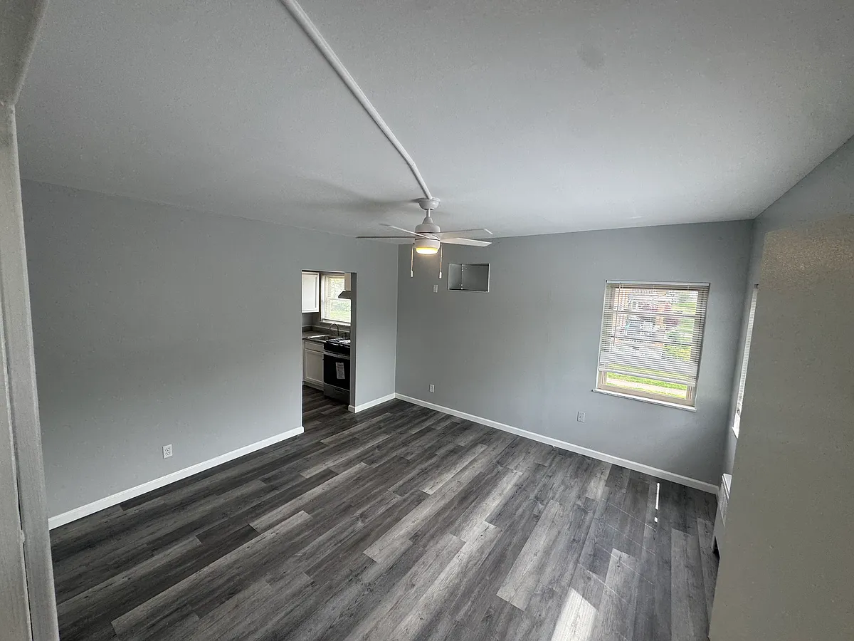 Building Photo - 2166 Cameron Ave #3