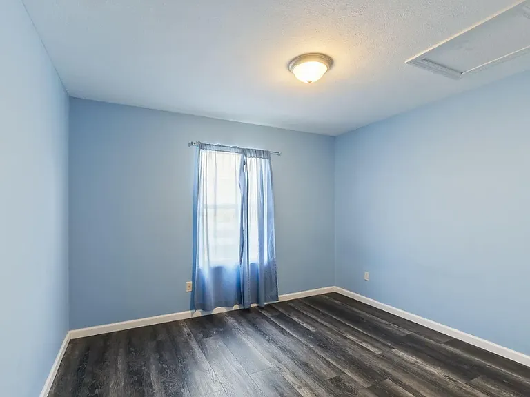 2716 Oak Hammock Dr — Photo 16