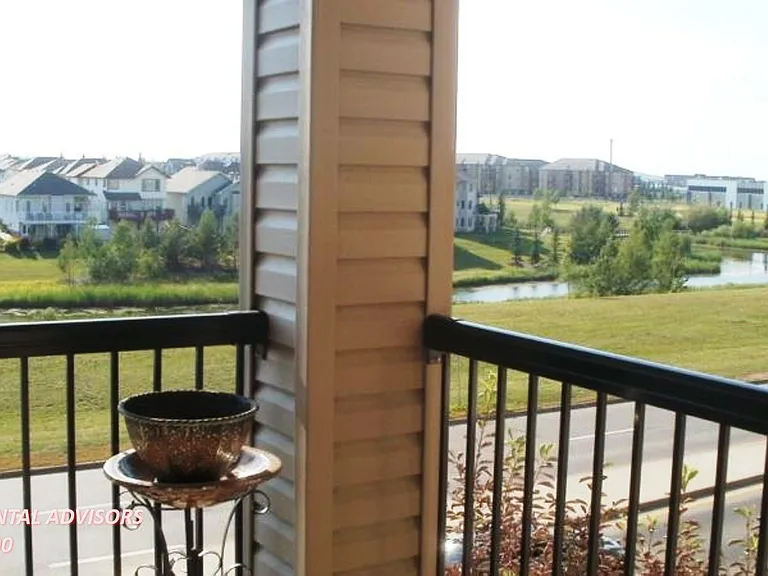 2098 Blackmud Creek Dr SW #305 — Photo 11