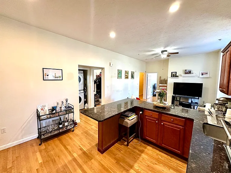 26 Cherry St #1 — Photo 5