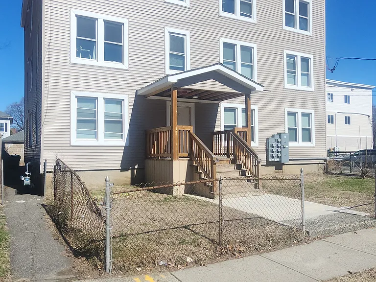 18 Bemis St #1 — Photo 11