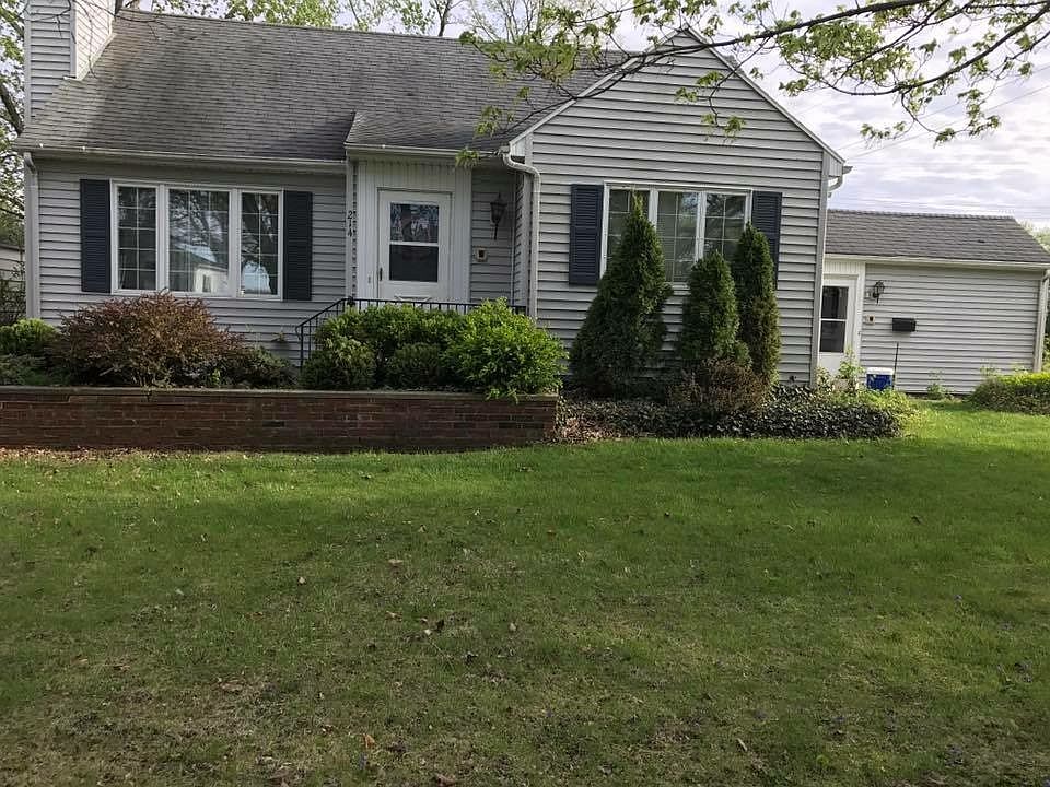 1st image of 214 W McKinley Ave