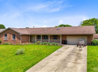 1006 Blue Jay Dr, Enon, OH 45323