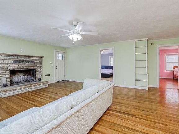 2nd image of 212 W 83rd Ter