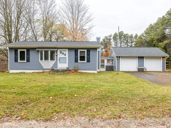 7340 Hawthorne Rd, Lexington, MI 48450