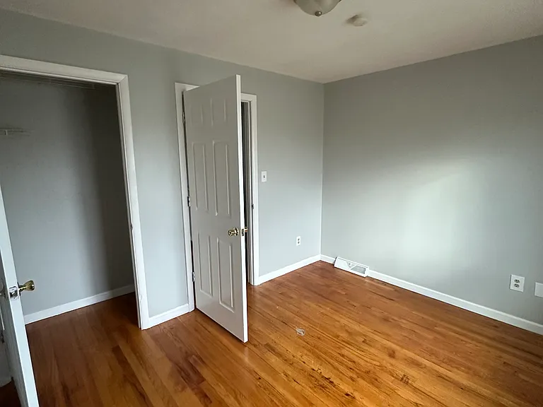 4878 Banbury Ct #4 — Photo 29