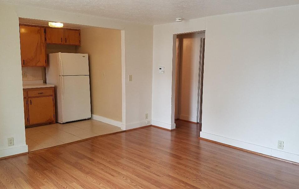 1st image of 318 Frost St