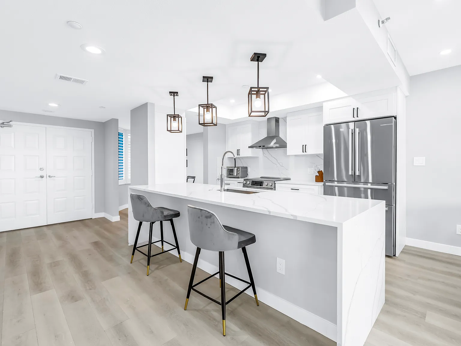 2 bed, 1450 sqft, $5,400 — Photo 4