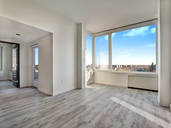 3rd image of 188-11 Hillside Ave #611