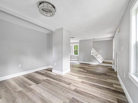 4th image of 4 Alegi Ave