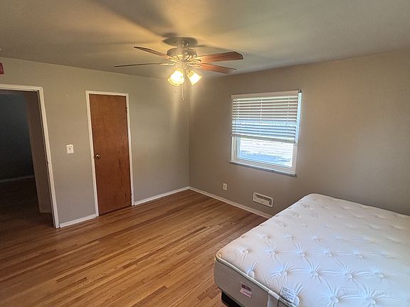 4th image of 291-301 Riverside Dr #3