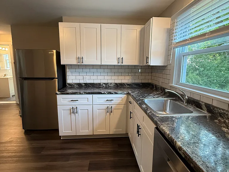 213 Garfield Ave #1 — Photo 4