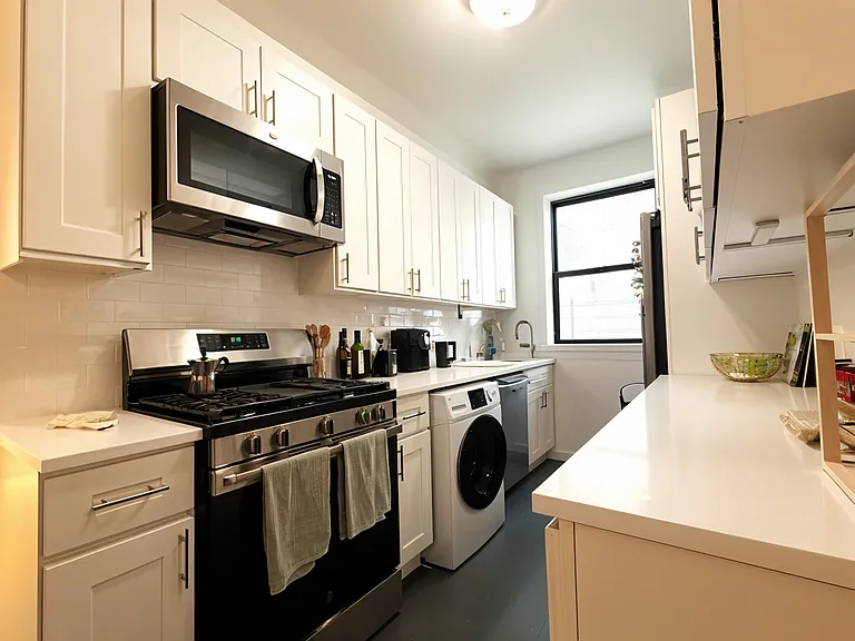 412 Cathedral Pkwy #91 — Photo 6
