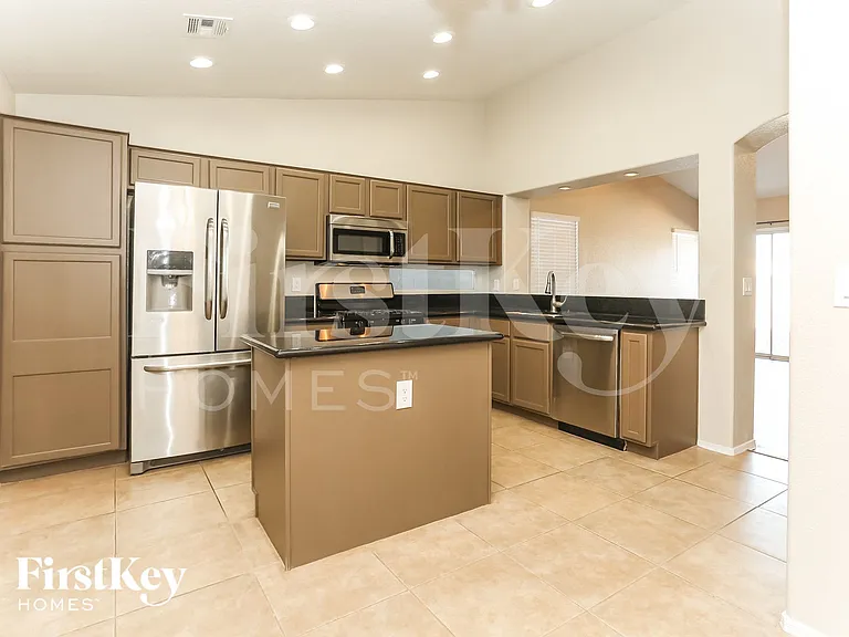 5008 Camino Del Santo Pkwy — Photo 6