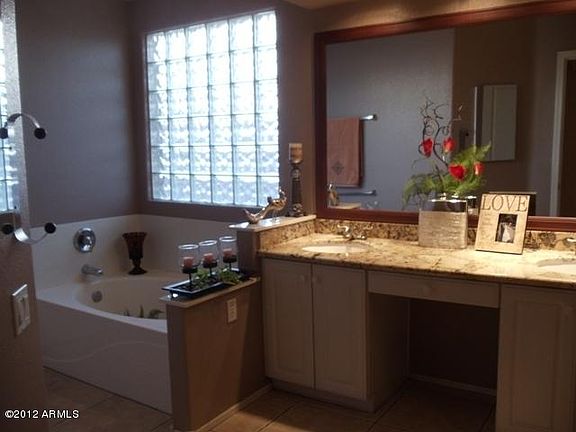 4th image of 4650 E Mountain Vista Dr