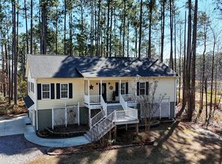 920 Bee Tree Ct, New Bern, NC 28560