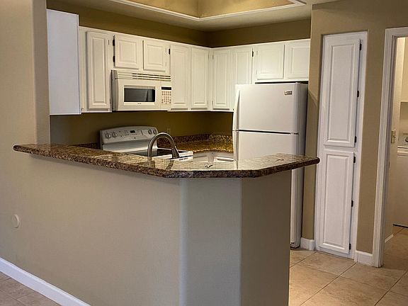 5th image of 11375 E Sahuaro Dr APT 1010