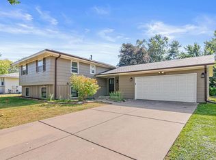 2340 Standridge Ave, Saint Paul, MN 55109